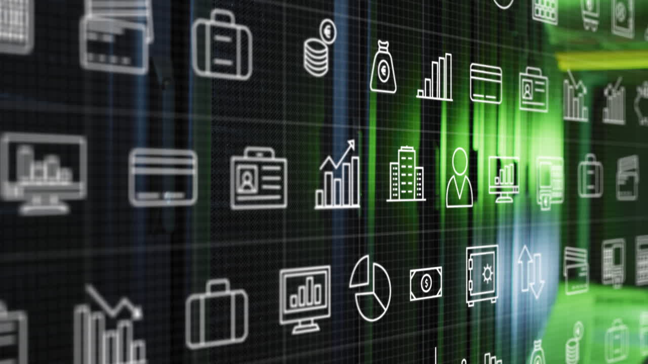 animación de la interfaz con múltiples iconos digitales contra la sala del servidor de la computadora