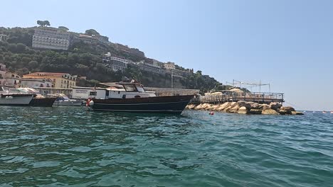 boat on water, underwater view in sorrento