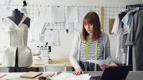 diseñador de moda en el trabajo