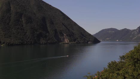 Lago-Di-Lugano-An-Einem-Sonnigen-Sommertag