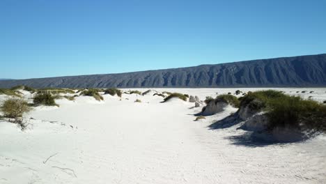 tomada con un avión no tripulado de las dunas de yeso en cuatrocienegas coahuila