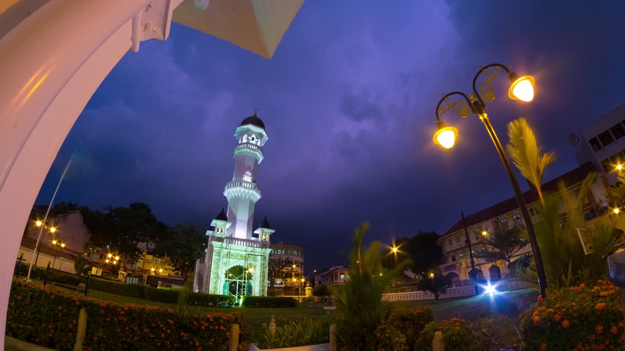 말레이시아의 모스크의 타임 스