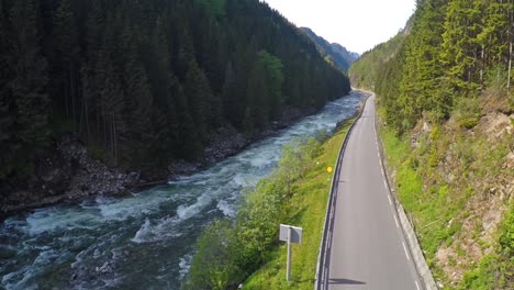 Luftaufnahmen-Einer-Straße-In-Norwegen.-Wunderschöne-Natur-Norwegen