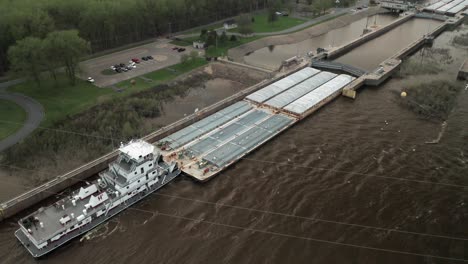 lock of lock and dam hydro power station in hasting, minnesota