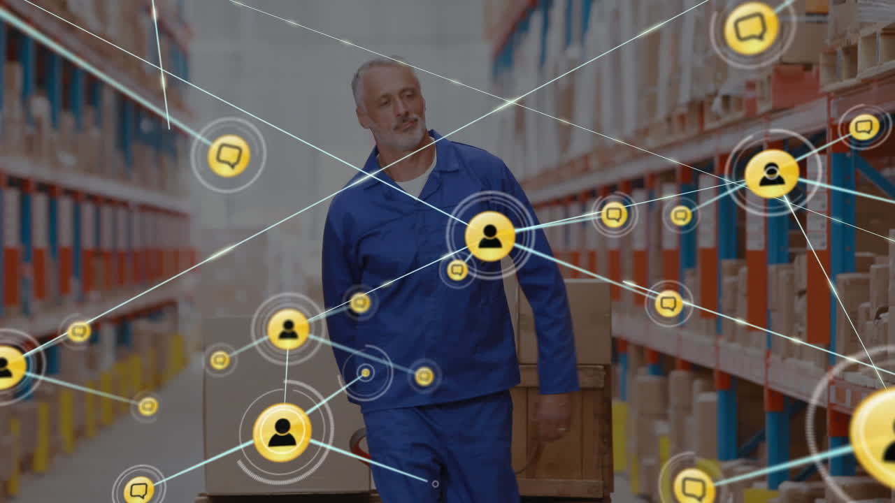 Animazione di una rete di connessioni con icone su un uomo che lavora in un magazzino