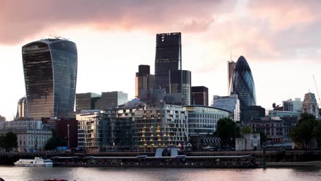 London-Skyline-Sonnenuntergang-01