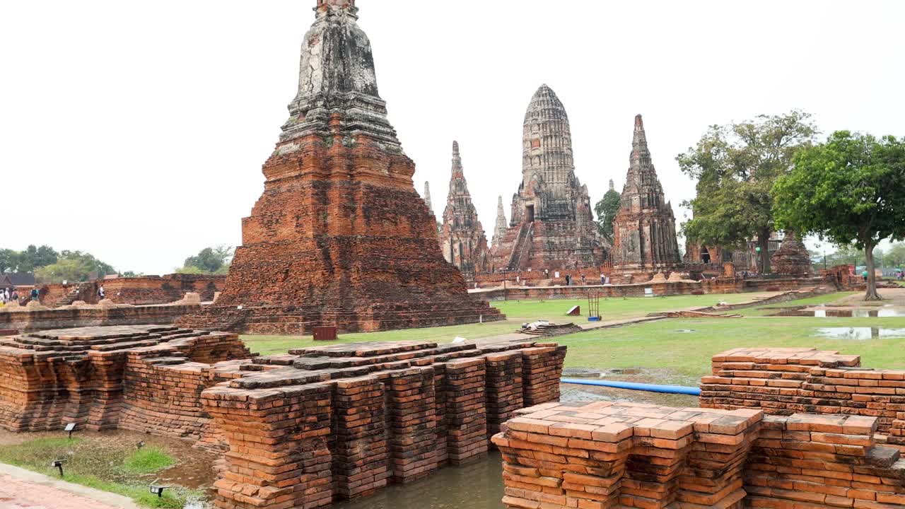 vista de la antigua pagoda y sus alrededores