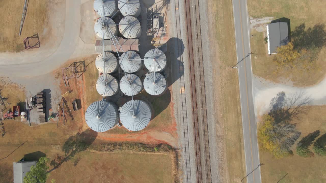 공중 하향식 무인 항공기보기