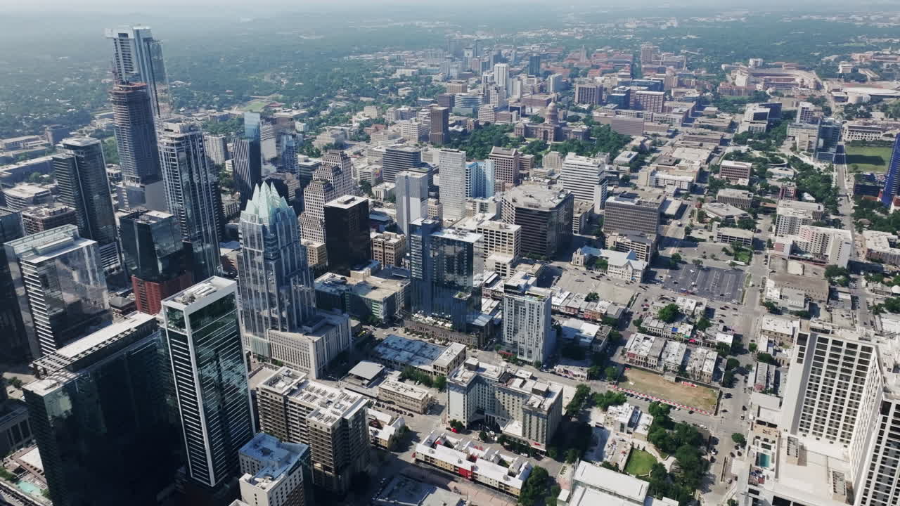 현대 도시 스카이 라인 의 공중 에서 볼 수 있는 모습