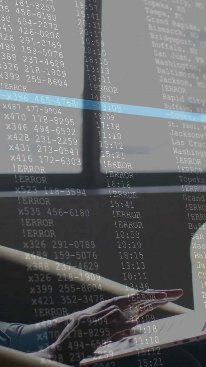 Animación de procesamiento de datos financieros sobre empresario afroamericano en la oficina