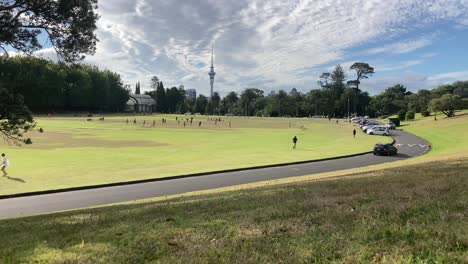 Auckland-Domain-Playground-Panorama-Blick-Auf-Den-Gesamten-Spielplatz