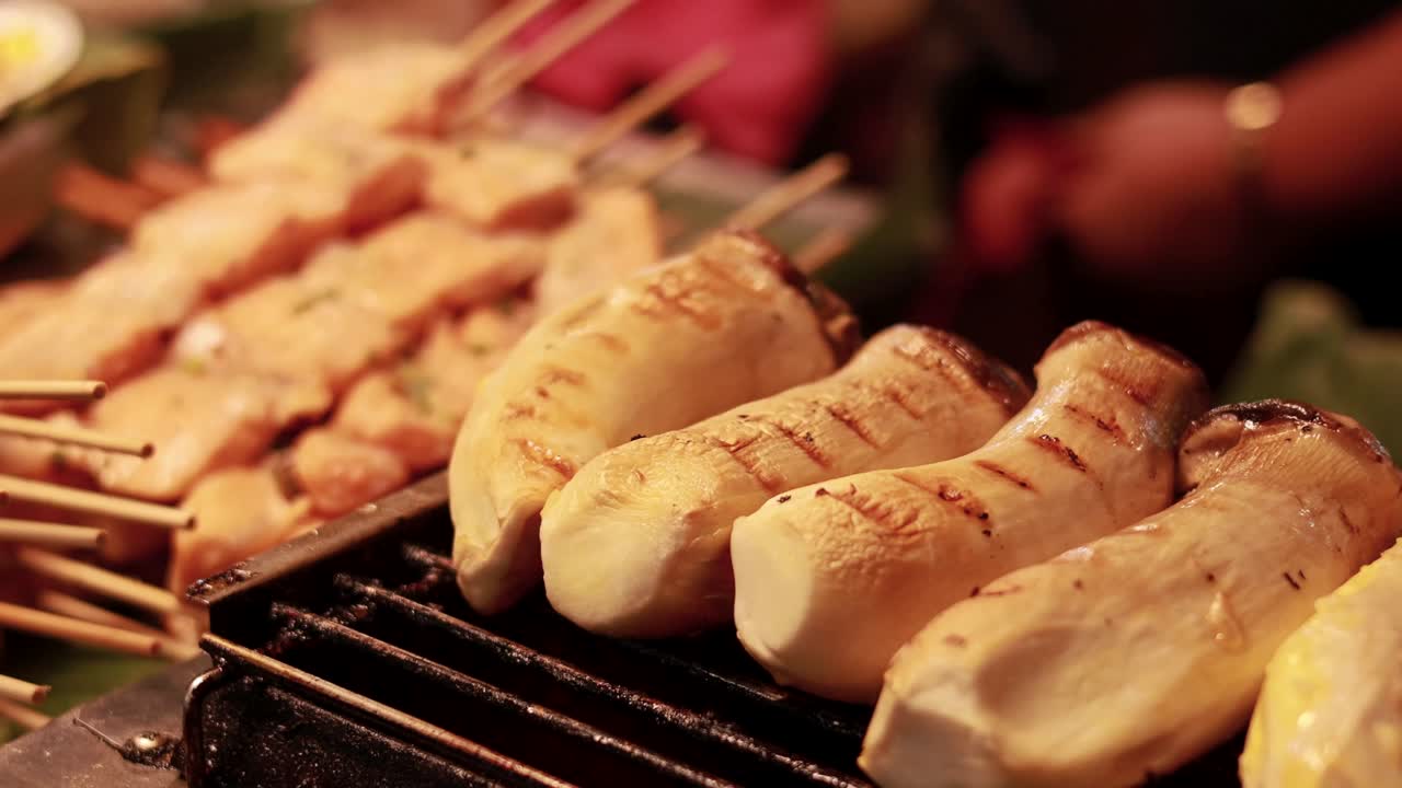 방 시장 에서 바비 버섯 과 스피어