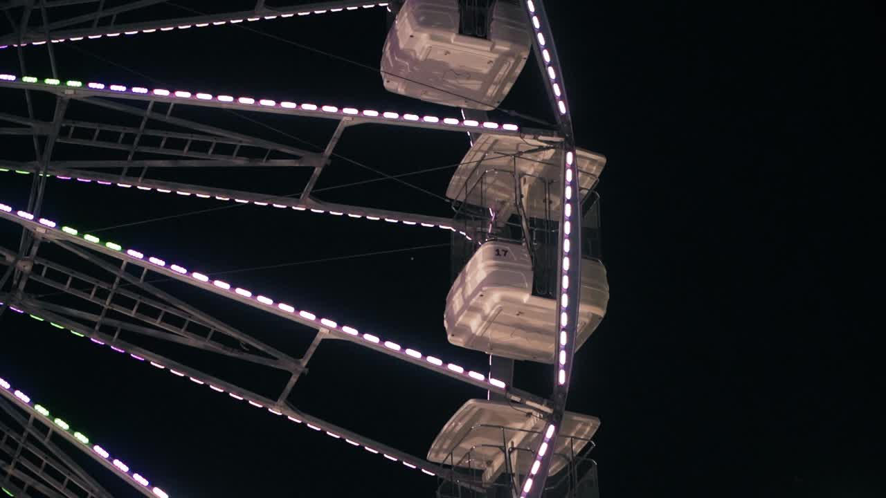 Ferris wheel in a night park
