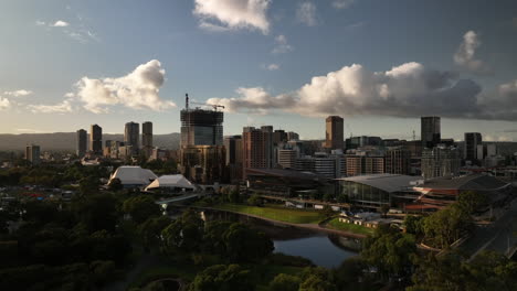 drone 4k amanecer ciudad de adelaide australia