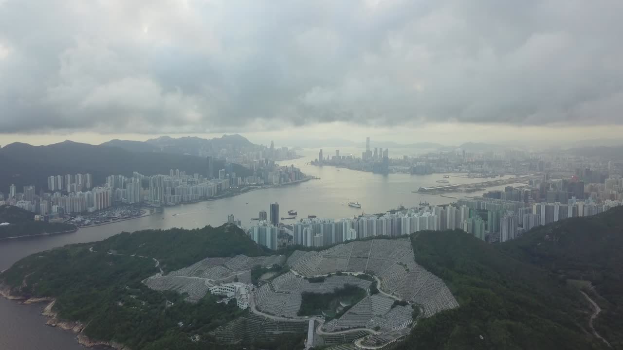 imágenes de aviones no tripulados de la ciudad de tsung kwan o, hong kong