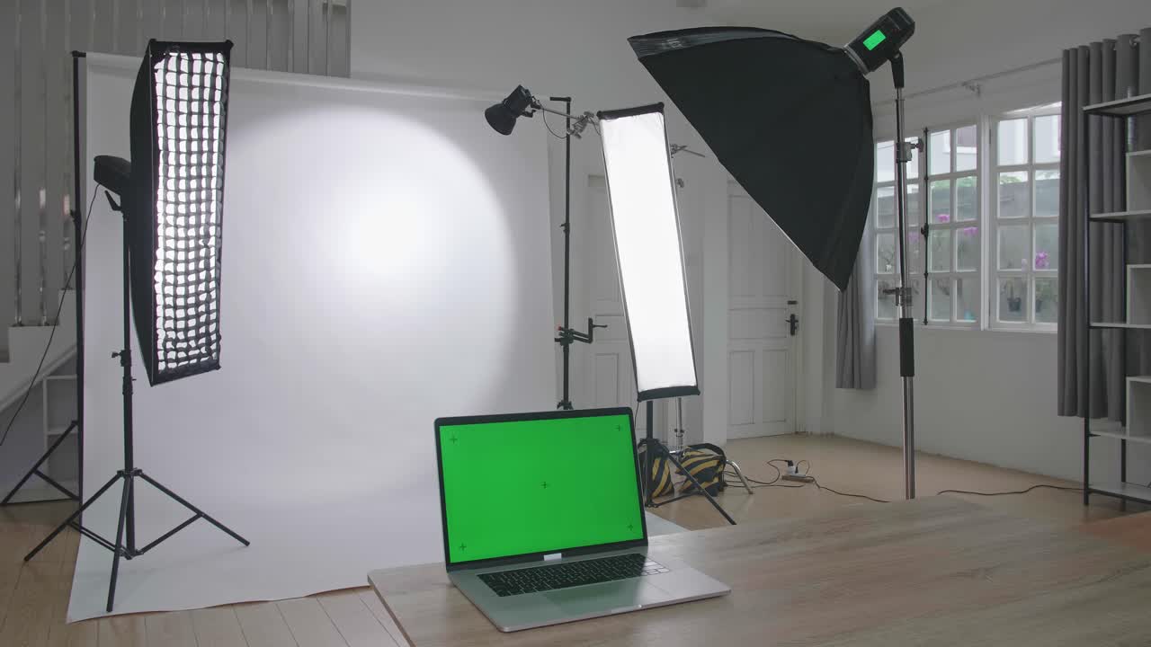 Photo Studio With Green Screen Laptop Computer Display
