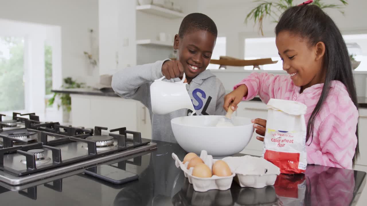 familia disfrutando del tiempo libre en casa