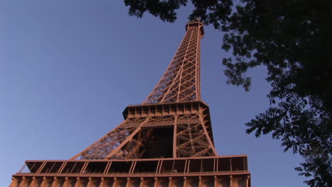 la torre eiffel en francia