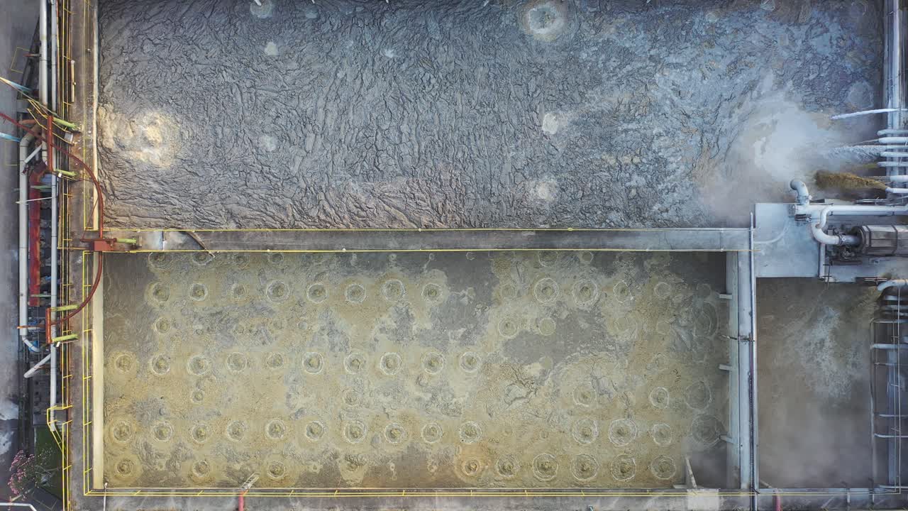 폐수 처리 시설의 공중 사진