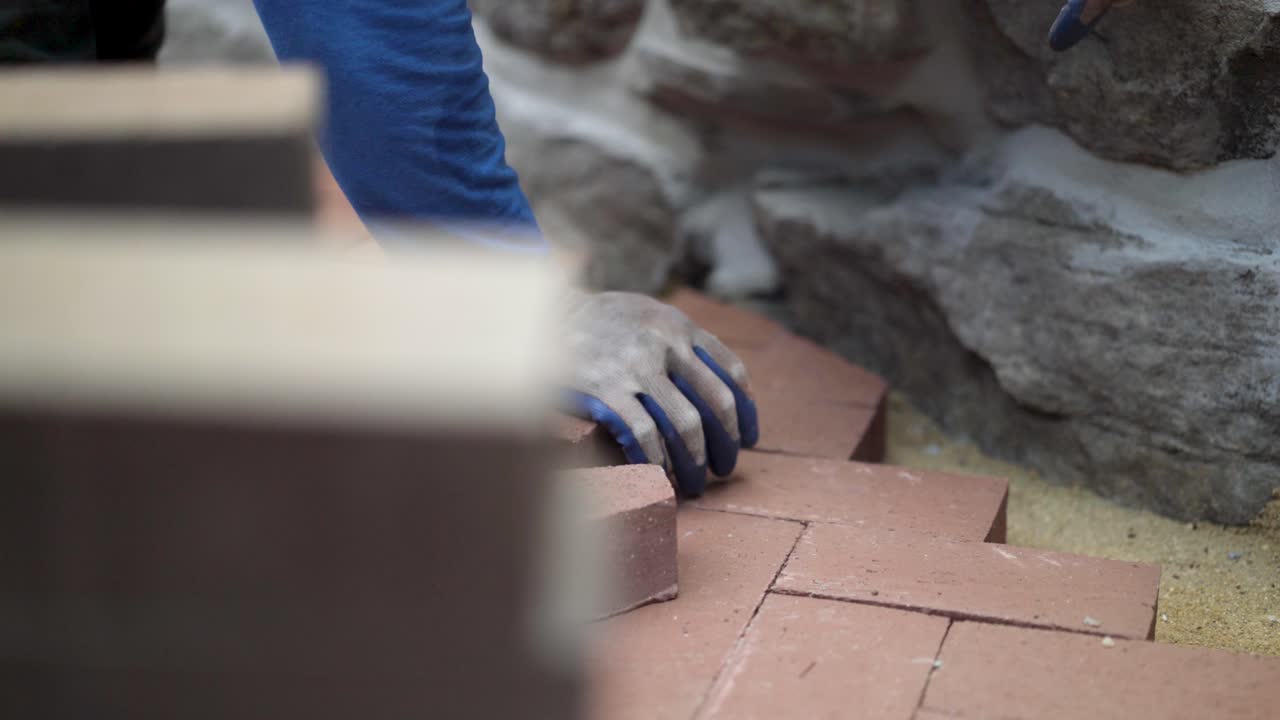 Bricklaying and Stonework Construction