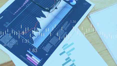 Animación-Del-Procesamiento-De-Datos-Sobre-Gafas-Y-Esquema.