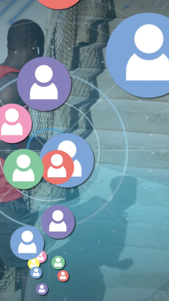 animación de iconos de las redes sociales sobre un atleta afroamericano corriendo por los escalones