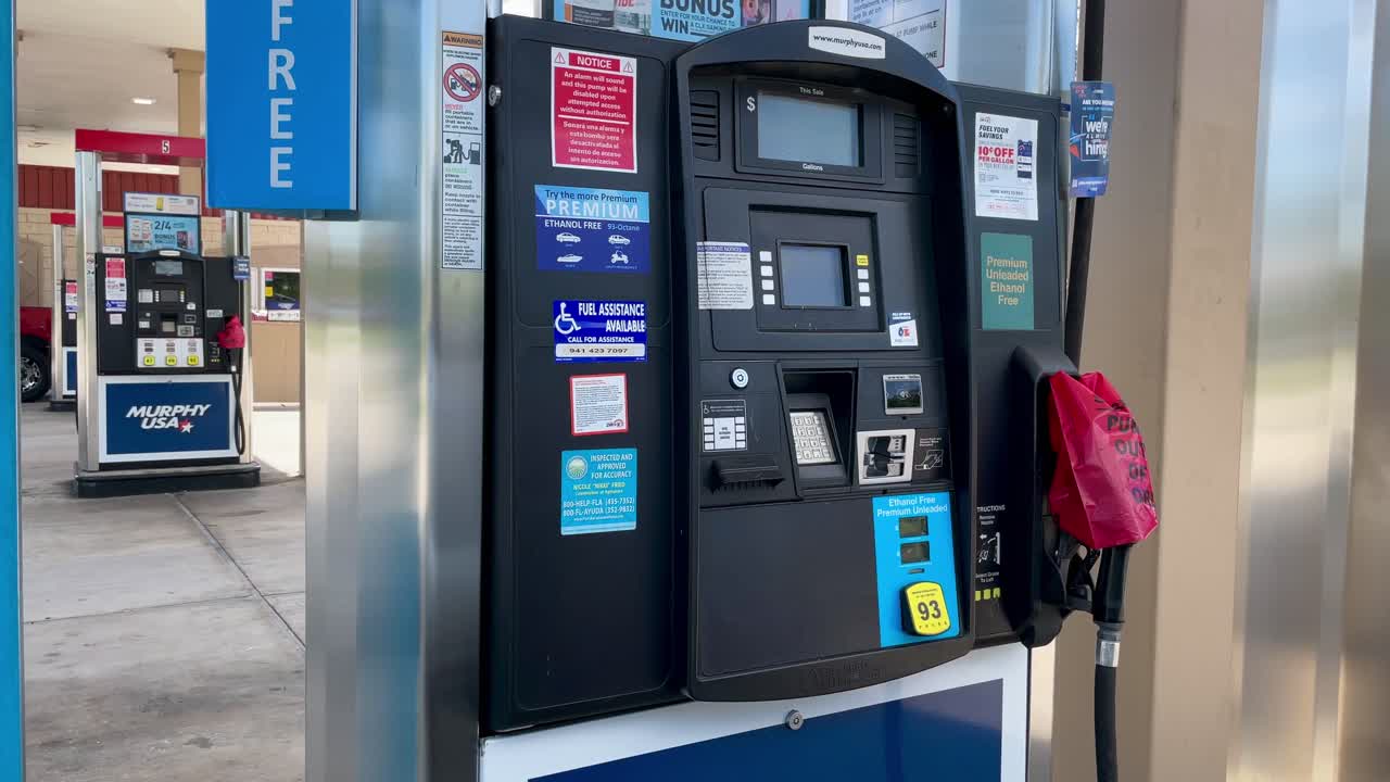 huracán tropical ian florida gas estación diesel escasez de suministro sarasota bahía de tampa corte de energía necesidades básicas preparación