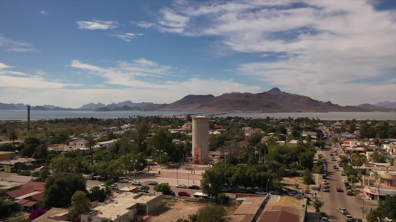 埃姆帕尔梅镇是查普林先生结婚的地方