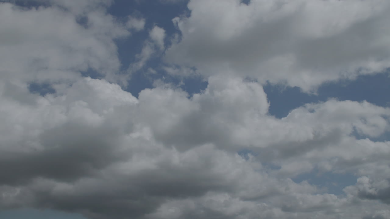 Cloudy sky timelapse