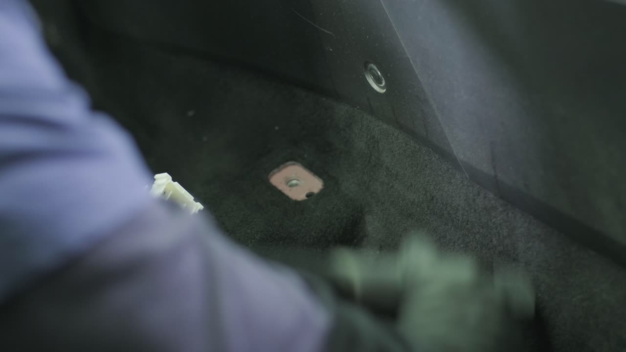 전문적인 자동차 청소. 샤워. 인테리어 세부 사항. 자동차 인테리어를 건조 청소 및 세부 사항; 깊은 좌석 청소; 자동차 세탁에서 거품을 는; 먼지에서 자동차 패널을 청소하는; 진공청소기