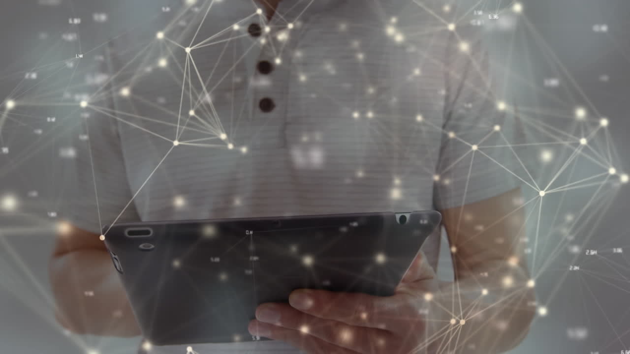 animación de redes de conexiones sobre el hombre usando tableta