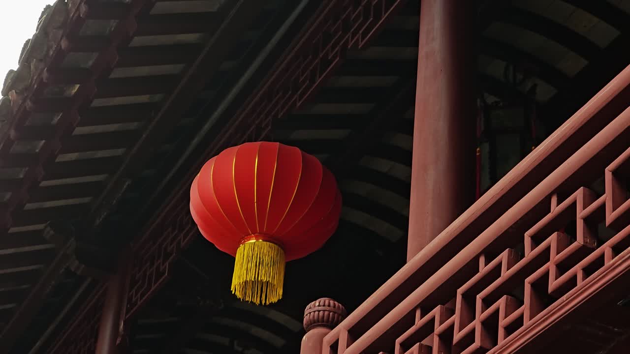Chinese lanterns at Yu Garden, summer day in Shanghai, China - pan shot