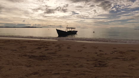 time lapse small boat on ocean