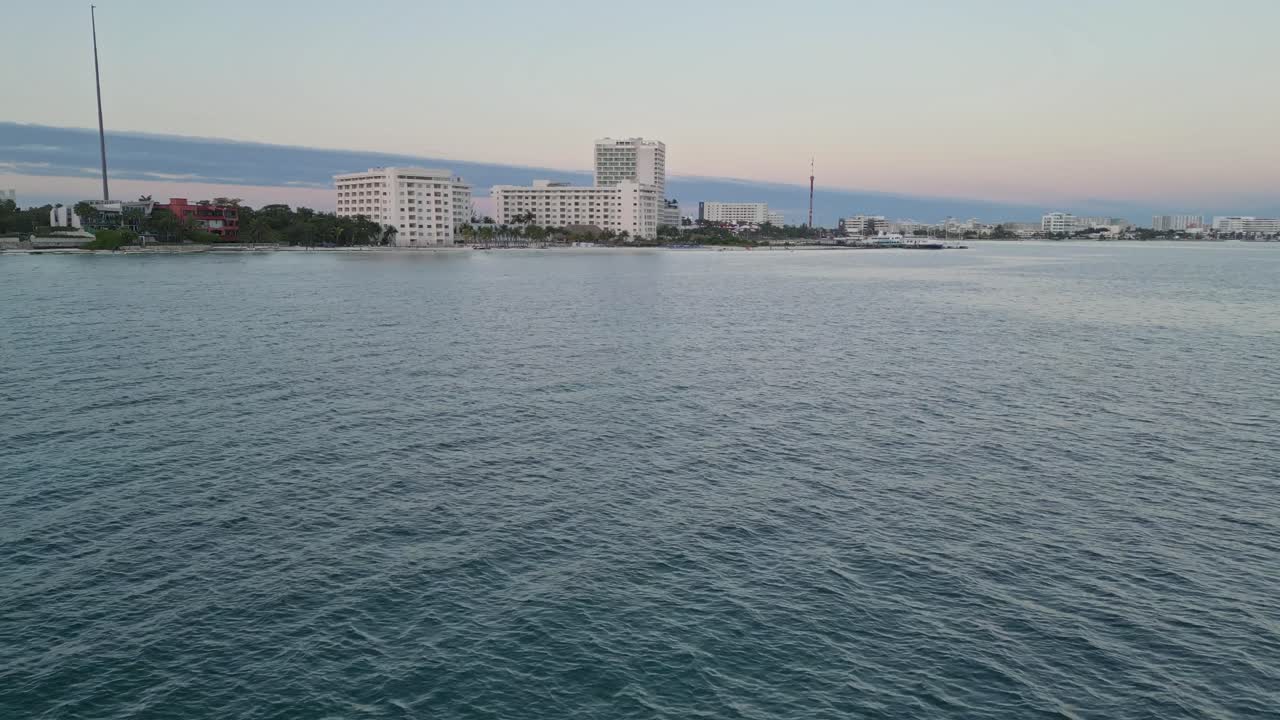 Cancun’s hotel zone near playa langosta with calm turquoise waters, aerial view
