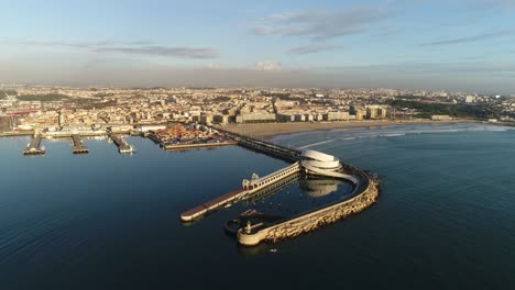 Vista-Aérea-De-La-Ciudad-De-Matosinhos-Portugal