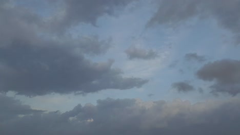 overcast sky with dark and gray clouds