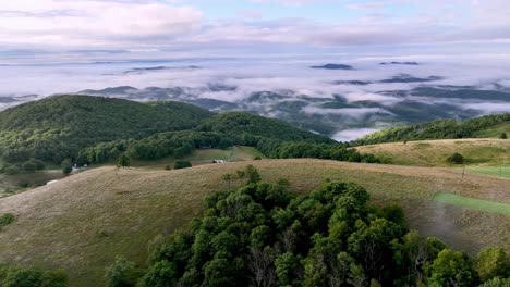 retiro aéreo de las montañas apalaches cerca de sampson y boone nc, carolina del norte