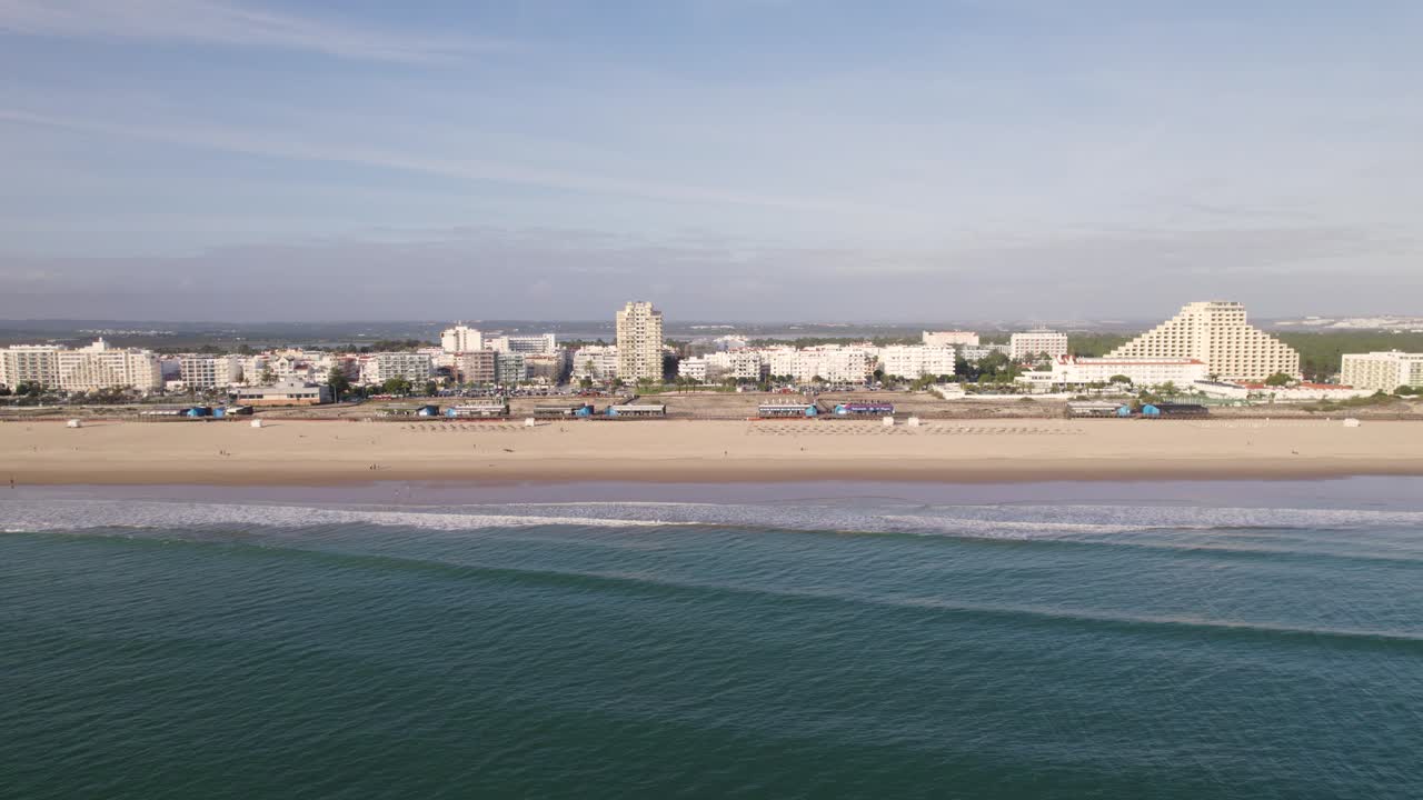 playa de montegordo y ciudad aérea, algarve, portugal