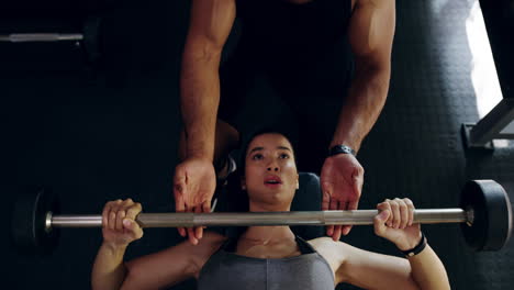 beating the stereotype that women don't lift