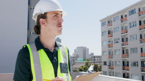 Clipboard,-checklist-and-man