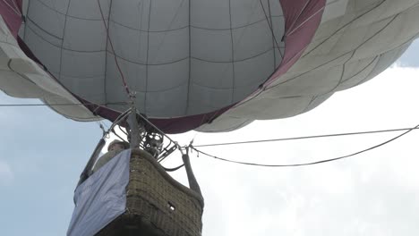 hot air balloon preparation