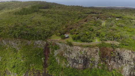 le chamarel wall viewpoint in 4k