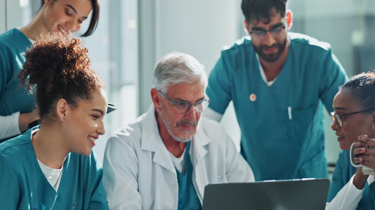 colaboración del equipo médico