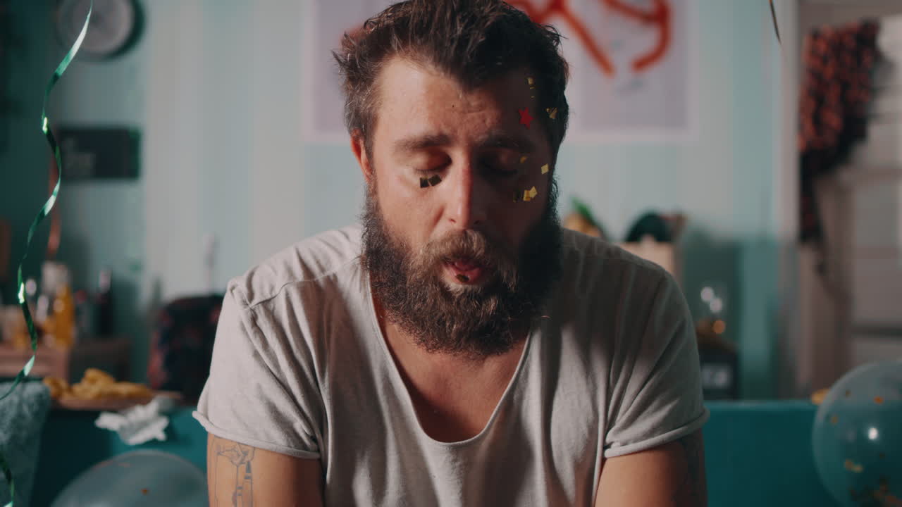 hombre después de una fiesta