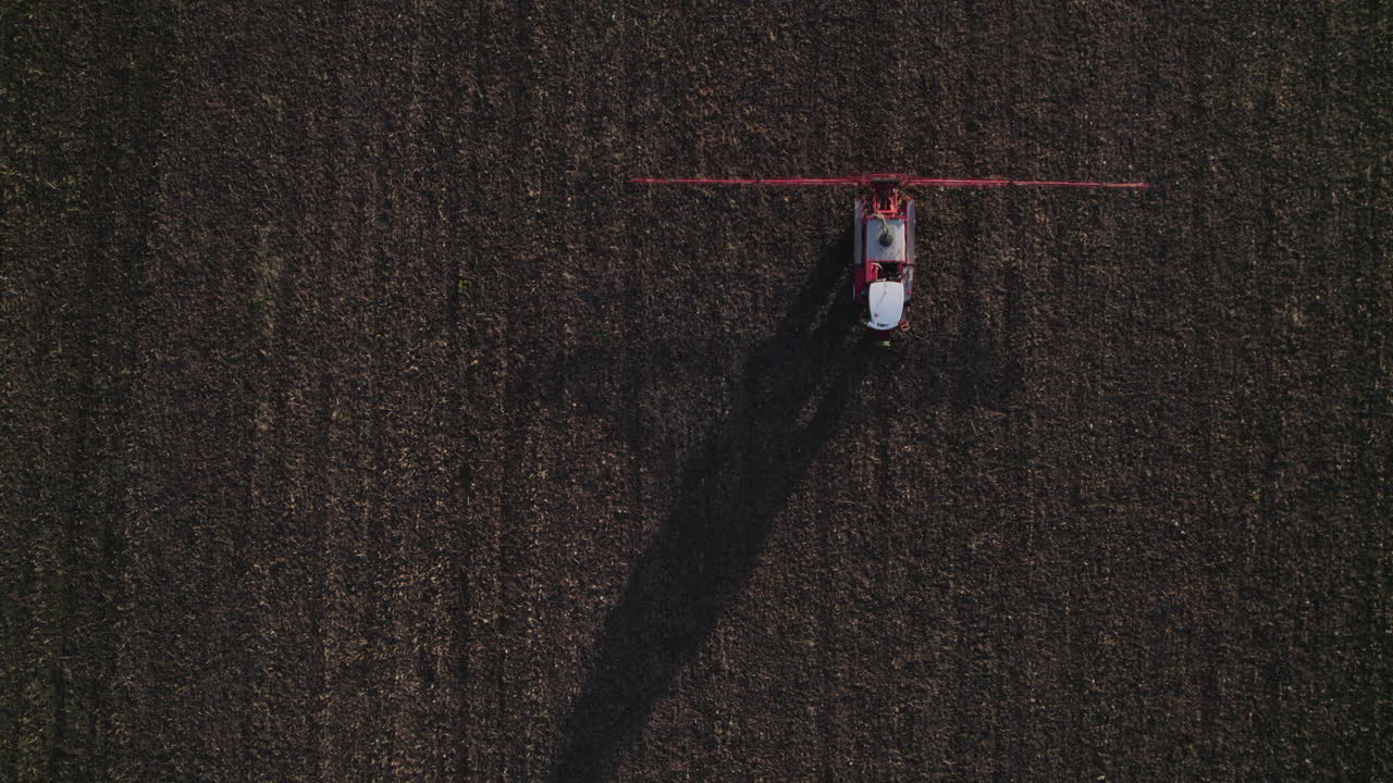 tractor combinar cosecha semilla agricultor siembra trigo dron aérea 4k
