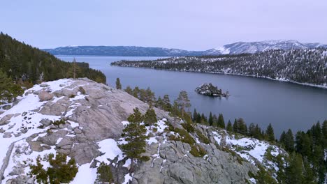 Aerial-view-of-Emerald-Bay-lookout,-Lake-Tahoe,-California