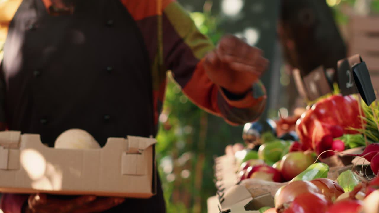 시장에서 신선한 채소