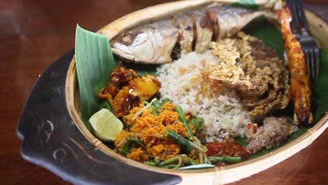 indonesian food nasi ulam seafood rice dish