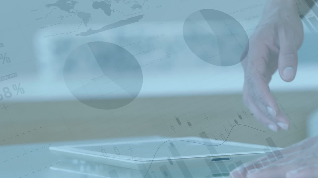 태블릿을 사용하는 사업가 여성에 대한 금융 데이터 처리 애니메이션