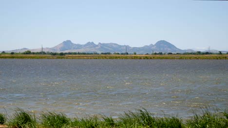수터 버트 (sutter butte) 와 침수 된 농업